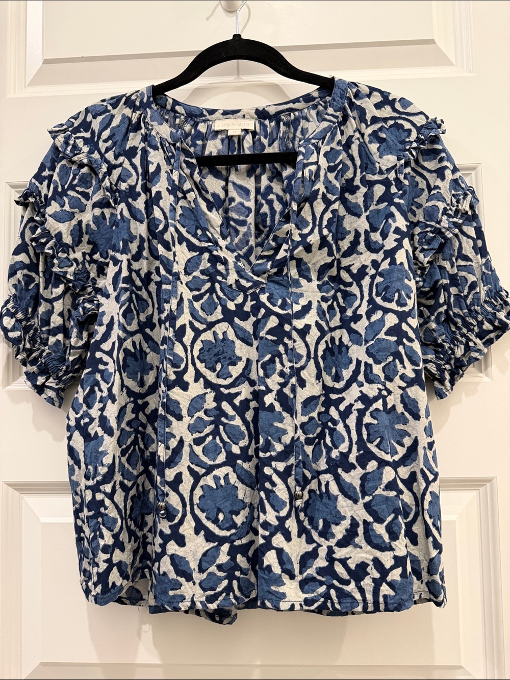 Jennifer & Grace Women’s 100% Cotton Blue & Gray Print VNeck Ruffle Sleeve Top